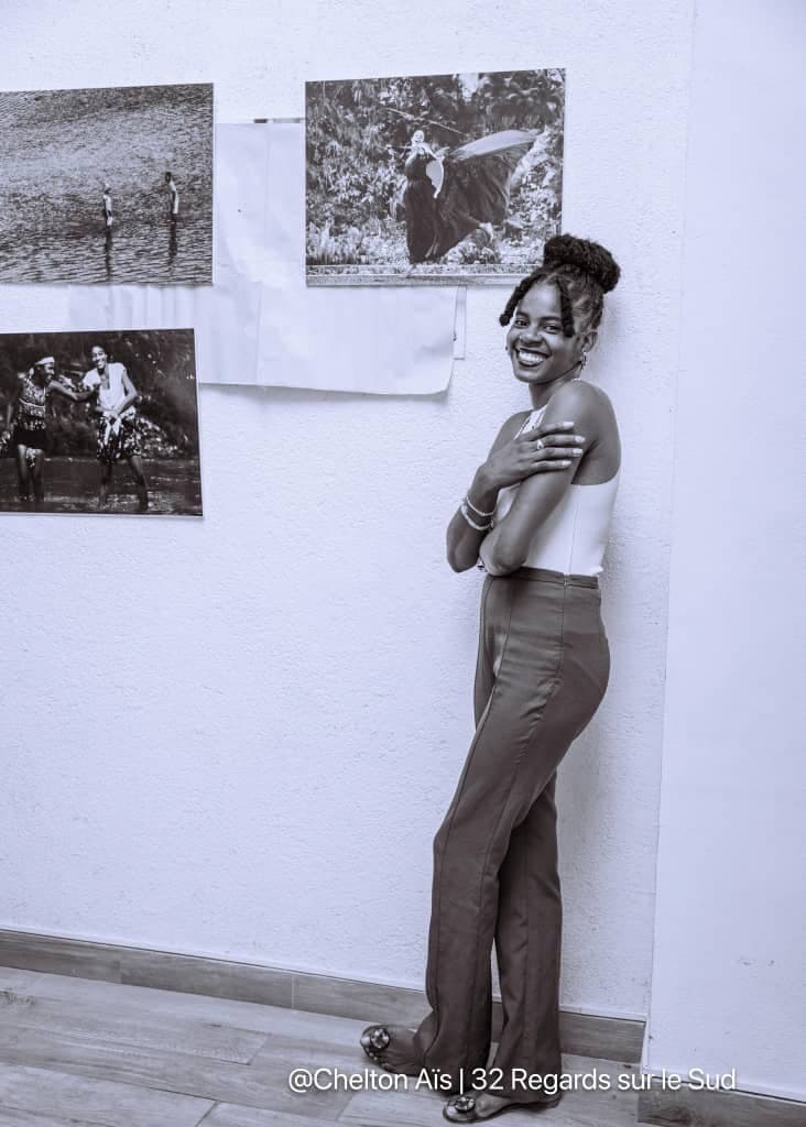 Derrière le Sourire: La Force et la Résilience d'une Femme Exemplaire